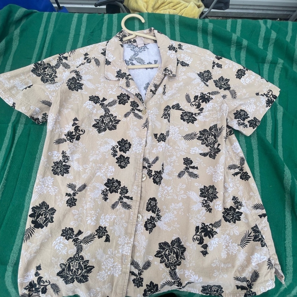 White Stag - Women's Floral Beige and Black Shirt